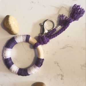 Handmade knitted wood rings Keychain new